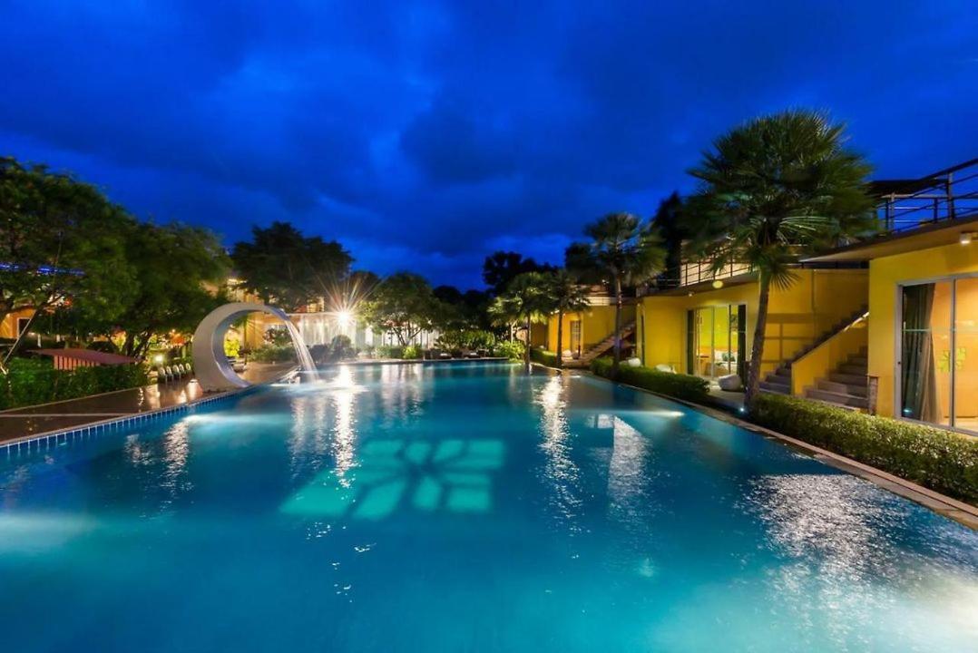 Bangkok.Grand.Resort 반 방 보 외부 사진