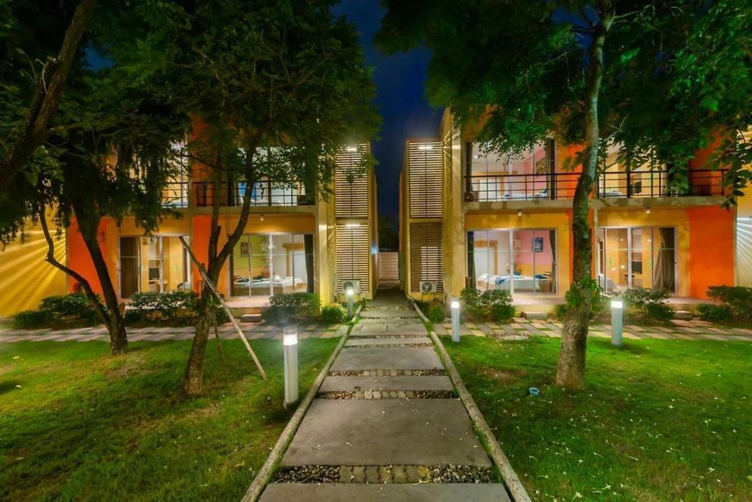 Bangkok.Grand.Resort 반 방 보 외부 사진